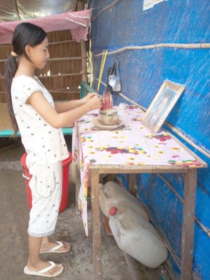 Nỗi buồn sau ca phẫu thuật của cô bé mồ côi cha, mẹ bỏ rơi - 1 Nỗi buồn sau ca phẫu thuật của cô bé mồ côi cha, mẹ bỏ rơi - 1