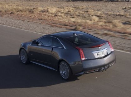 Cadillac CTS-V Coupe 2011 lộ diện - 4 Cadillac CTS-V Coupe 2011 lộ diện - 4