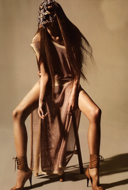 Chùm ảnh lạ mắt của siêu mẫu Abbey Lee - 5 Chùm ảnh lạ mắt của siêu mẫu Abbey Lee - 5