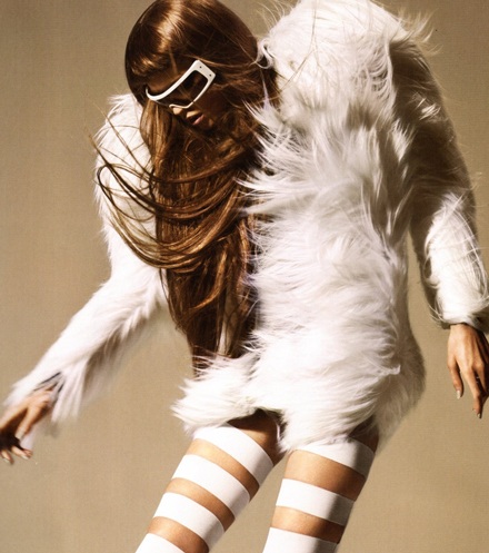 Chùm ảnh lạ mắt của siêu mẫu Abbey Lee - 9 Chùm ảnh lạ mắt của siêu mẫu Abbey Lee - 9