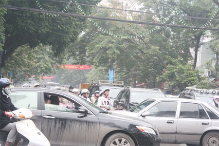 Hà Nội: Chưa phân làn giao thông trên diện rộng - 1 Hà Nội: Chưa phân làn giao thông trên diện rộng - 1
