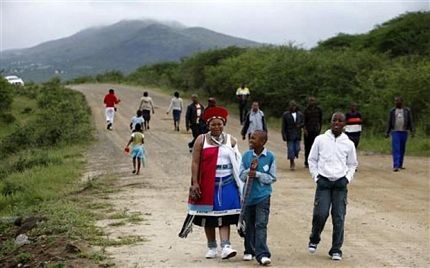 Lễ cưới lần thứ 5 của Tổng thống Nam Phi - 1 Lễ cưới lần thứ 5 của Tổng thống Nam Phi - 1