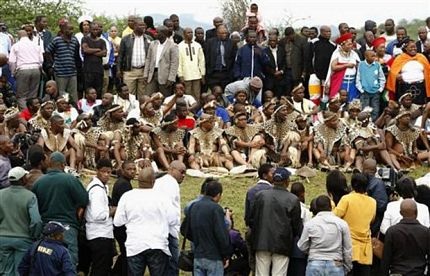 Lễ cưới lần thứ 5 của Tổng thống Nam Phi - 4 Lễ cưới lần thứ 5 của Tổng thống Nam Phi - 4