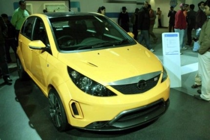 Xe nhỏ “tung hoành” Triển lãm ô tô Delhi 2010 - 12 Xe nhỏ “tung hoành” Triển lãm ô tô Delhi 2010 - 12