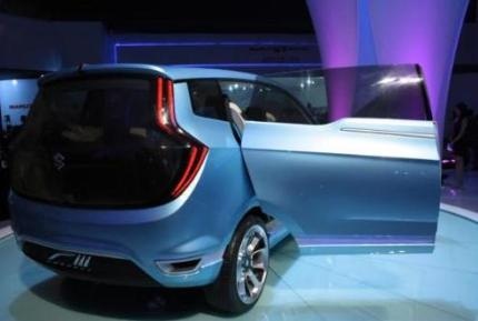 Xe nhỏ “tung hoành” Triển lãm ô tô Delhi 2010 - 9 Xe nhỏ “tung hoành” Triển lãm ô tô Delhi 2010 - 9