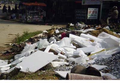 Thị trấn đẹp nhất Hà Tĩnh ngập trong rác - 6