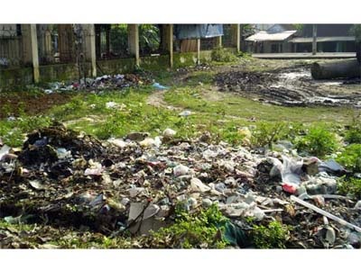 Thị trấn đẹp nhất Hà Tĩnh ngập trong rác - 7