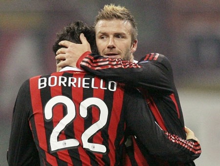 Beckham trở lại ấn tượng, Milan thắng tưng bừng - 1