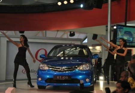 Toyota tranh giành thị phần xe nhỏ với Suzuki - 2 Toyota tranh giành thị phần xe nhỏ với Suzuki - 2