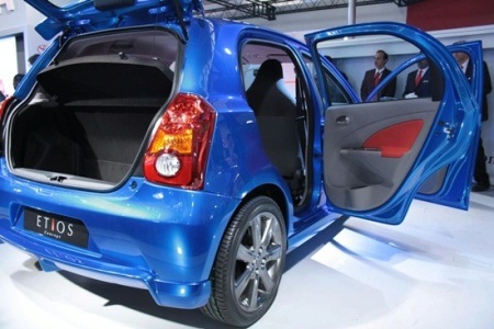 Toyota tranh giành thị phần xe nhỏ với Suzuki - 13 Toyota tranh giành thị phần xe nhỏ với Suzuki - 13