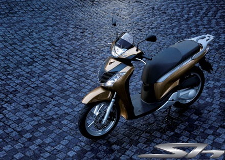 Honda Việt Nam chính thức ra mắt SH150i - 2 Honda Việt Nam chính thức ra mắt SH150i - 2