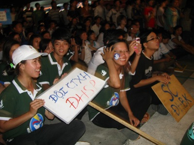 Nhiều hoạt động sôi nổi chào mừng Ngày Học sinh Sinh viên 9/1 - 7