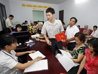 Chỉnh 13 thủ tục “kìm kẹp” công chứng, ngân hàng - 1 Chỉnh 13 thủ tục “kìm kẹp” công chứng, ngân hàng - 1