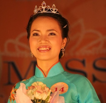 Điểm lại sắc đẹp sinh viên Hà Nội năm 2009 - 3 Điểm lại sắc đẹp sinh viên Hà Nội năm 2009 - 3