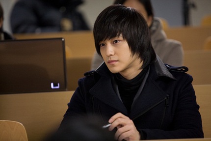 Kim Bum “khoái” làm “phi công trẻ” - 3