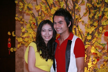 Nghệ sĩ thích thú với tiệc cưới toàn “khoai” của Thúy Nga - 8 Nghệ sĩ thích thú với tiệc cưới toàn “khoai” của Thúy Nga - 8