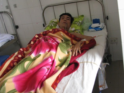 Lần đầu mổ nội soi cắt túi thừa thực quản - 2 Lần đầu mổ nội soi cắt túi thừa thực quản - 2