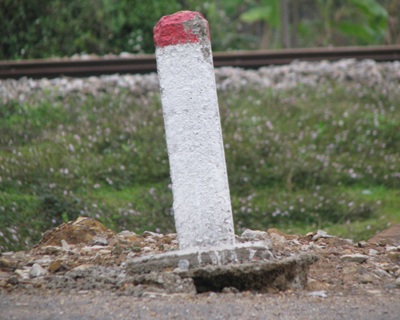 Đường mới làm đã “vá chằng vá đụp” - 4