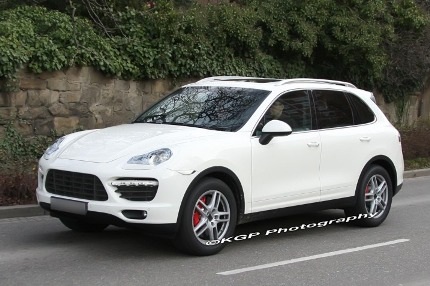 Porsche Cayenne thế hệ mới xuất hiện tại Đức - 3