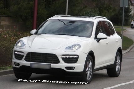 Porsche Cayenne thế hệ mới xuất hiện tại Đức - 1