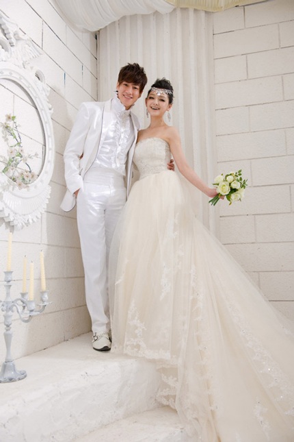 Từ Hy Viên “e ấp” bên Hà Nhuận Đông - 6