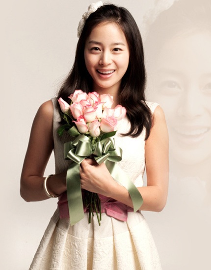 Ngắm bộ ảnh quảng cáo mới nhất của Kim Tae Hee - 1