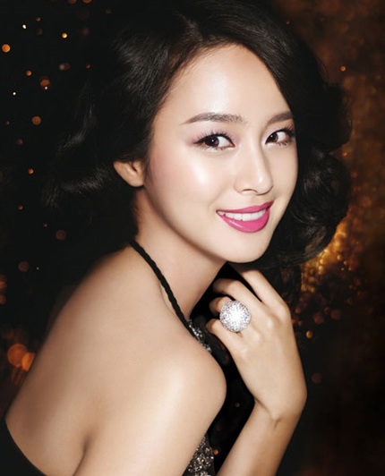 Ngắm bộ ảnh quảng cáo mới nhất của Kim Tae Hee - 10