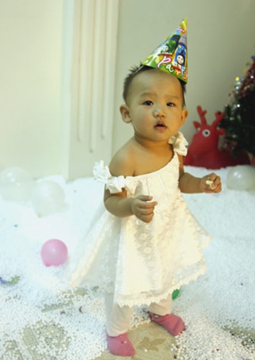 Thái Thùy Linh đã có con gần 1 tuổi! - 1 Thái Thùy Linh đã có con gần 1 tuổi! - 1