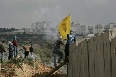 Chùm tin vắn qua ảnh - 3 Chùm tin vắn qua ảnh - 3