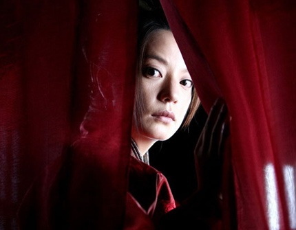 Hình ảnh “nóng hổi” của Triệu Vy trong phim mới - 9