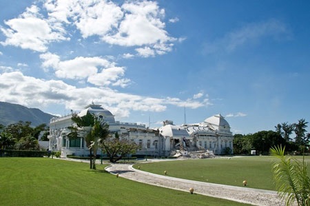 Phủ tổng thống Haiti đổ sập trong động đất - 2