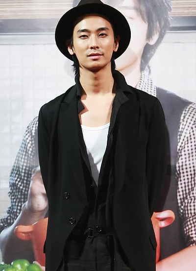 Ngôi sao “Hoàng Cung” sẽ nhập ngũ vào tháng 2  - 1