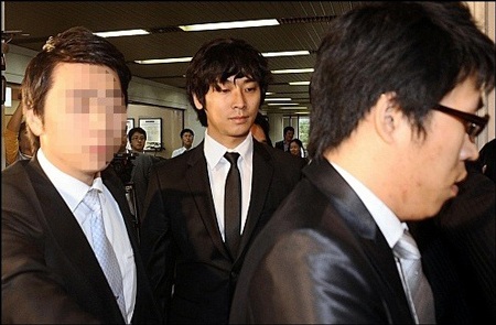 Ngôi sao “Hoàng Cung” sẽ nhập ngũ vào tháng 2  - 2