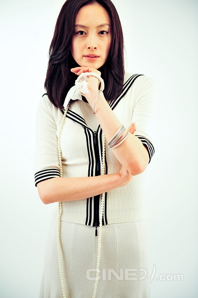 Lee Na Young thấy khó khi vào vai người chuyển giới - 10