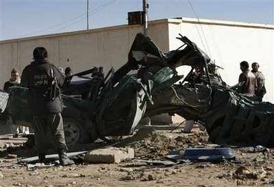 Chùm tin vắn qua ảnh - 4 Chùm tin vắn qua ảnh - 4