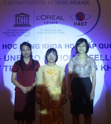 Học bổng quốc gia UNESCO- L’OREAL dành cho nữ - 1 Học bổng quốc gia UNESCO- L’OREAL dành cho nữ - 1