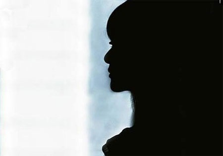 Nỗi tuyệt vọng của nữ sinh trót lỡ… - 1 Nỗi tuyệt vọng của nữ sinh trót lỡ… - 1