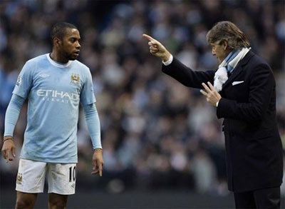HLV Mancini vẫn đặt niềm tin vào Robinho - 1 HLV Mancini vẫn đặt niềm tin vào Robinho - 1