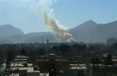Taliban “tổng tấn công” vào thủ đô Afghanistan - 1 Taliban “tổng tấn công” vào thủ đô Afghanistan - 1
