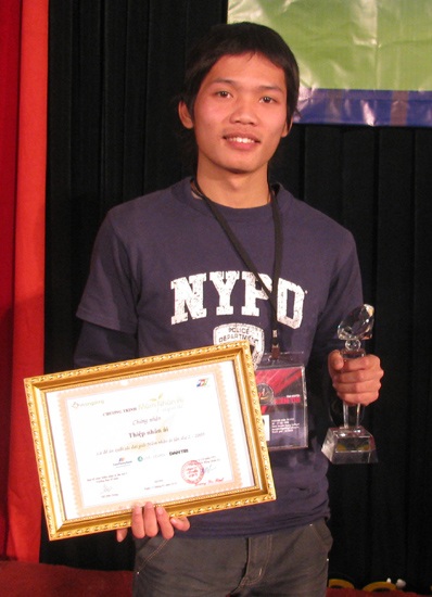 "Mình muốn kiếm thật nhiều tiền để đi làm tình nguyện" - 1 "Mình muốn kiếm thật nhiều tiền để đi làm tình nguyện" - 1
