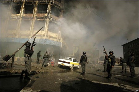 Taliban “tổng tấn công” vào thủ đô Afghanistan - 2 Taliban “tổng tấn công” vào thủ đô Afghanistan - 2