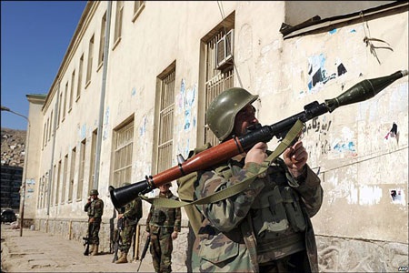 Taliban “tổng tấn công” vào thủ đô Afghanistan - 7 Taliban “tổng tấn công” vào thủ đô Afghanistan - 7