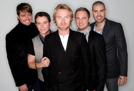 Boyzone phát hành video clip tưởng nhớ Stephen Gately - 2