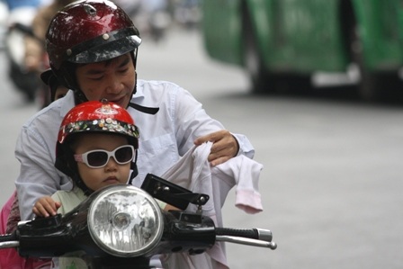 Sài Gòn bất ngờ có mưa xuân  - 2