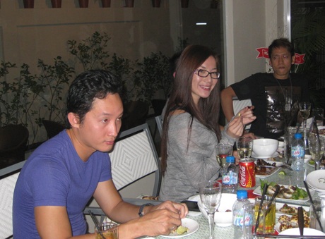 Khi “sao” mê mẩn món ốc - 11