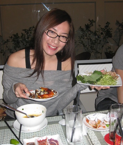 Khi “sao” mê mẩn món ốc - 9