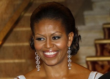 Thời trang tóc ngắn của bà chủ Nhà Trắng - 4