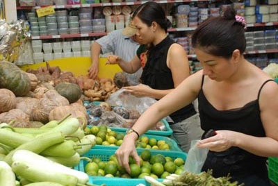 Chưa đến Tết, hàng hoá đã rục rịch tăng giá - 1