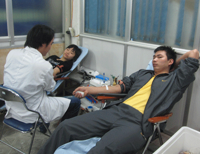 Ngày Chủ nhật đỏ: Sinh mệnh của bạn và của tôi - 1 Ngày Chủ nhật đỏ: Sinh mệnh của bạn và của tôi - 1