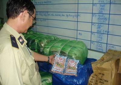 Hàng nhái, hàng giả ngày càng tinh vi  - 1